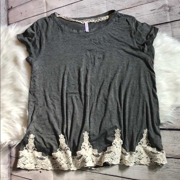 Xhilaration Tops - NWT Xhilaration lace top